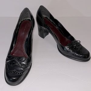 Nine West Black Leather Loafer Style Heels